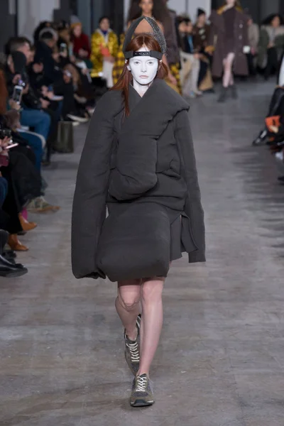Look 33